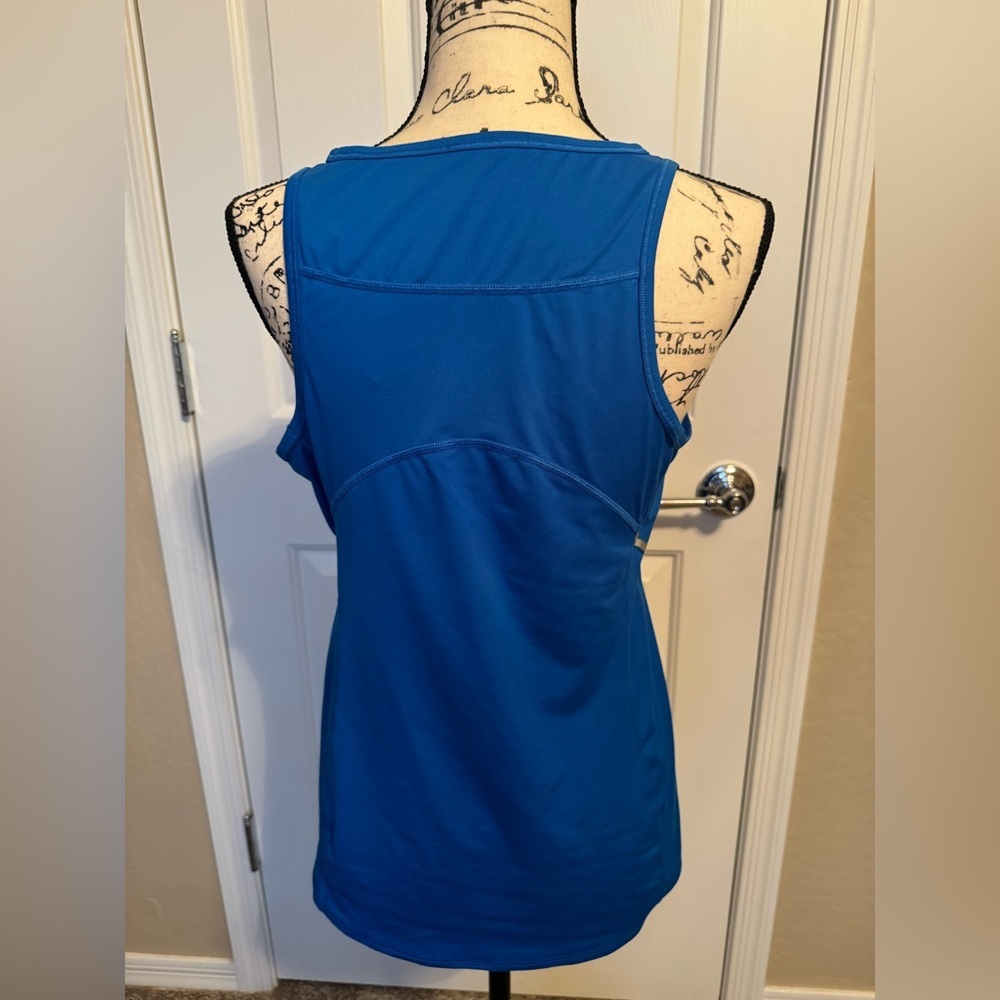 Athleta Women's Vibrant Blue Athletic Tank Top Size Medium - Picture 3 of 8